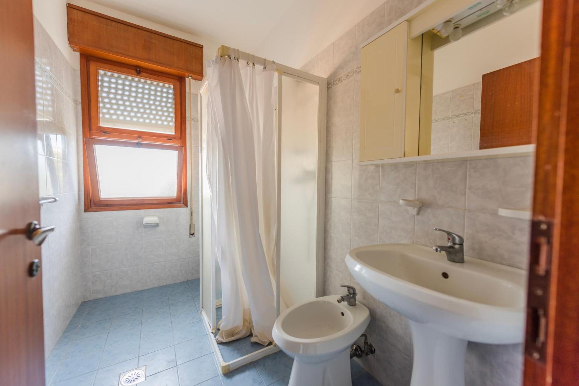 Altan Apartment *
